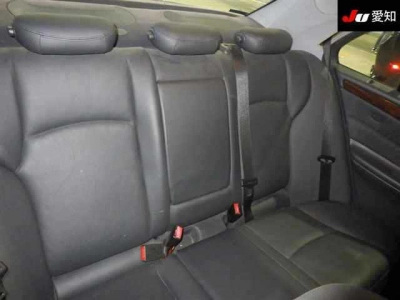 MERCEDES BENZ C CLASS