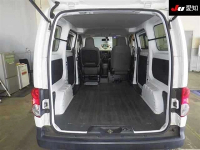 NISSAN NV200 VANETTE VAN