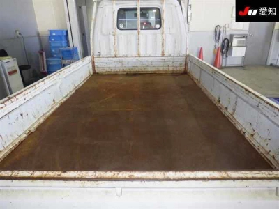 NISSAN VANETTE TRUCK