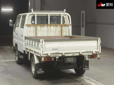 TOYOTA DYNA TRUCK