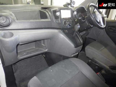 NISSAN NV200 VANETTE VAN