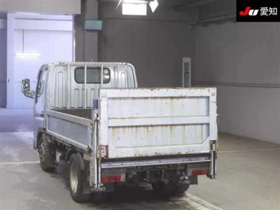 MITSUBISHI CANTER