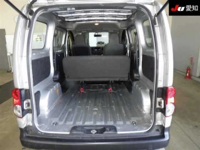 NISSAN NV200 VANETTE VAN