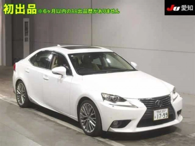 LEXUS IS