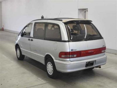 TOYOTA ESTIMA LUCIDA