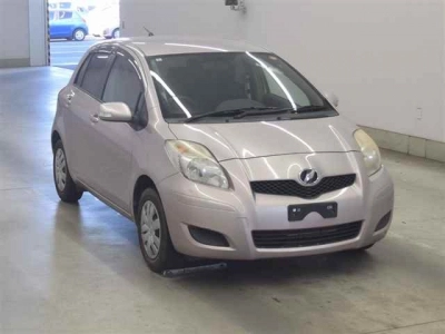 TOYOTA VITZ
