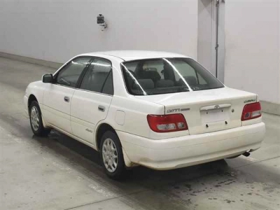TOYOTA CARINA