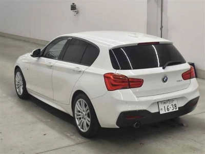 BMW 1 SERIES