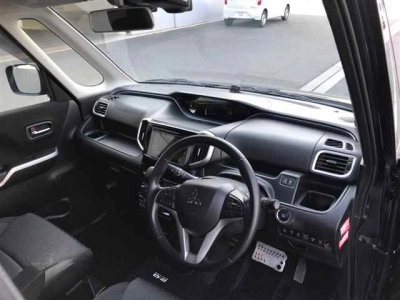 MITSUBISHI DELICA D:2