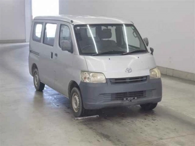 TOYOTA TOWN ACE VAN