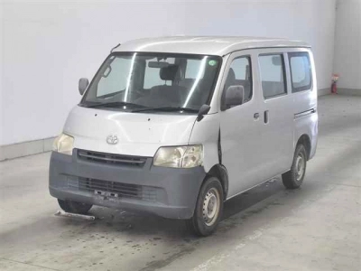TOYOTA TOWN ACE VAN