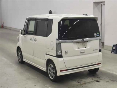 HONDA N BOX CUSTOM