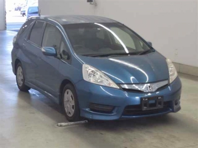 HONDA FIT SHUTTLE HYBRID