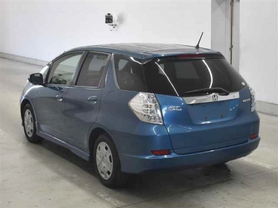 HONDA FIT SHUTTLE HYBRID