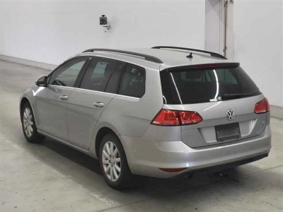 VOLKSWAGEN GOLF VARIANT