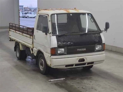 MAZDA BONGO BRAWNY TRUCK
