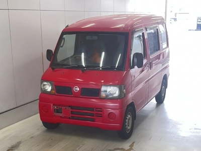 NISSAN CLIPPER VAN