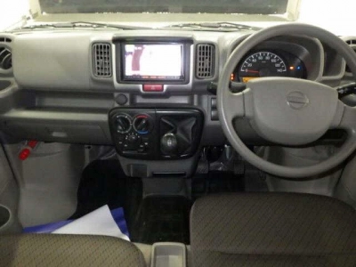 NISSAN NV100 CLIPPER