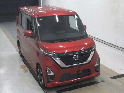 NISSAN ROOX
