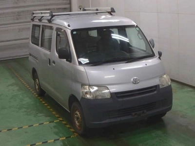TOYOTA TOWN ACE VAN