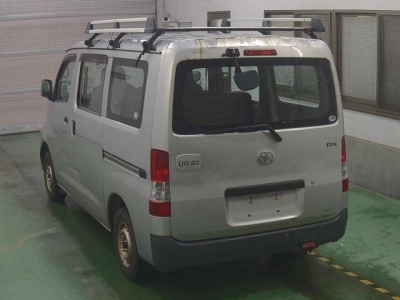 TOYOTA TOWN ACE VAN
