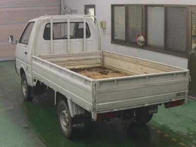 NISSAN VANETTE TRUCK