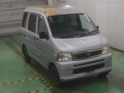 DAIHATSU HIJET VAN