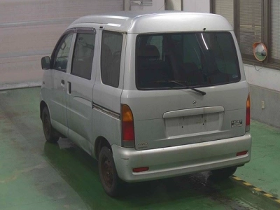 DAIHATSU HIJET VAN