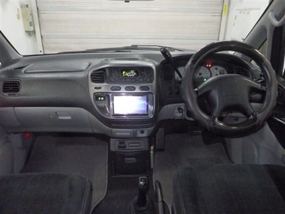 MITSUBISHI DELICA SPACE GEAR