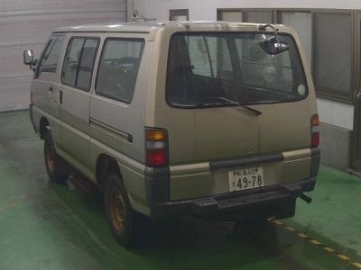 MITSUBISHI DELICA VAN