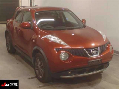 NISSAN JUKE
