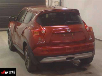 NISSAN JUKE