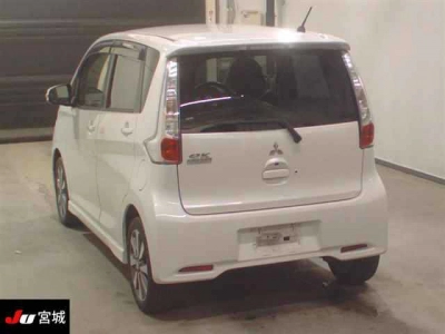 MITSUBISHI EK CUSTOM