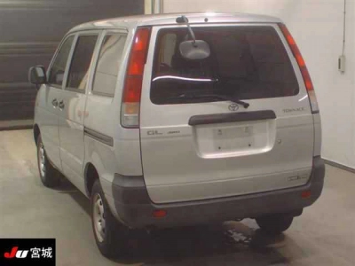 TOYOTA TOWN ACE VAN