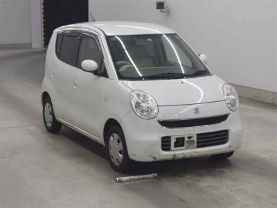 SUZUKI MRWAGON