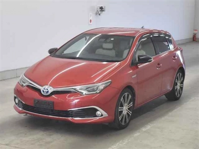 TOYOTA AURIS
