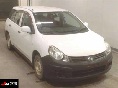 NISSAN AD VAN