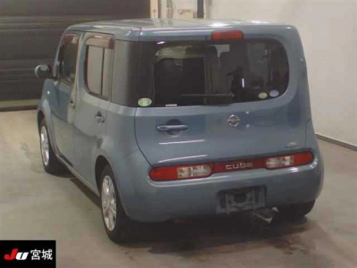 NISSAN CUBE