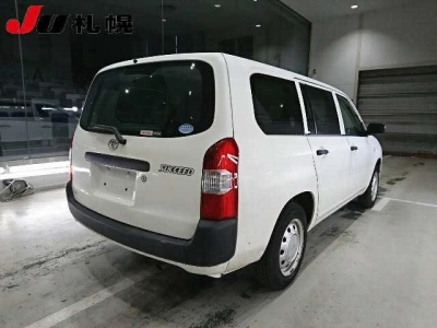 TOYOTA SUCCEED VAN