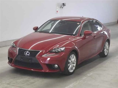LEXUS IS