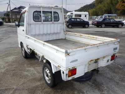 DAIHATSU HIJET TRUCK