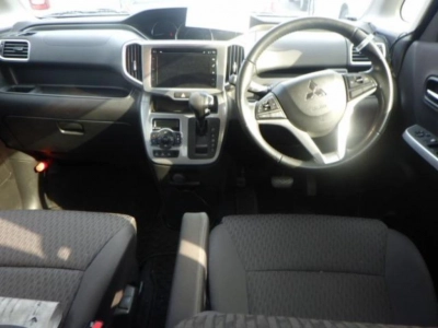 MITSUBISHI DELICA D:2