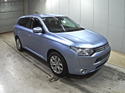 MITSUBISHI OUTLANDER PHEV