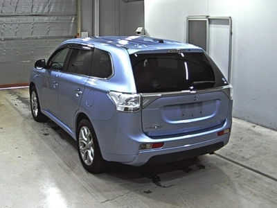 MITSUBISHI OUTLANDER PHEV