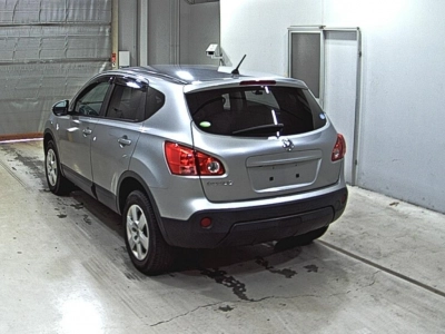 NISSAN DUALIS