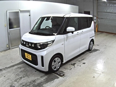 MITSUBISHI EK SPACE