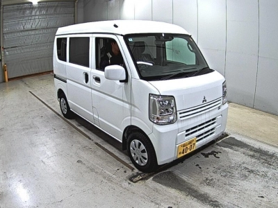 MITSUBISHI MINICAB