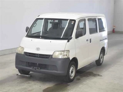 TOYOTA TOWN ACE VAN