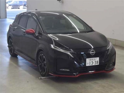 NISSAN AURA