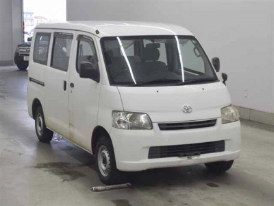 TOYOTA TOWN ACE VAN